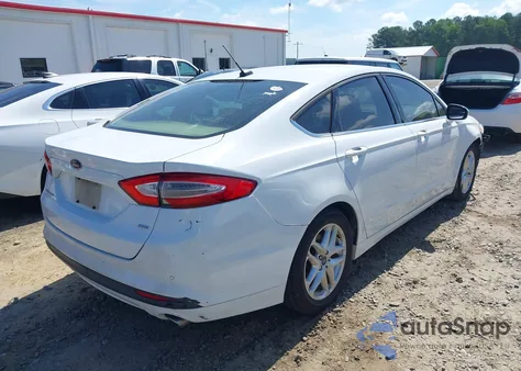 2014 Ford Fusion Se z USA, uszkodzony, nr VIN 1FA6P0H73E5357311